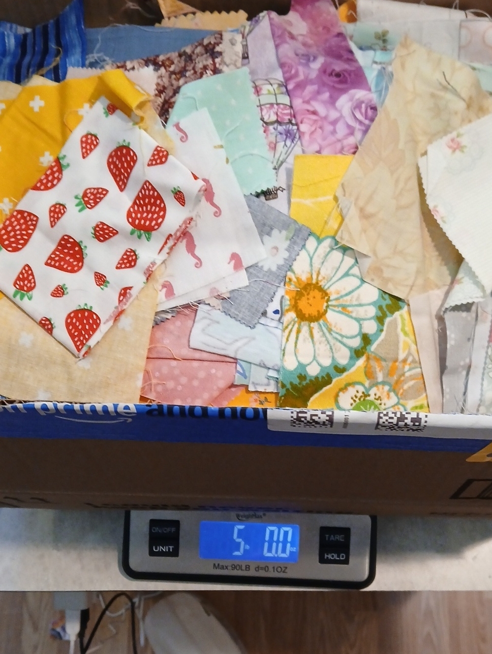 5 Lb Box Of Fabric Pieces For Craft Projects